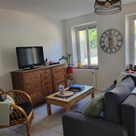 Appartement Avec Terrasse Gaillon Esterno foto