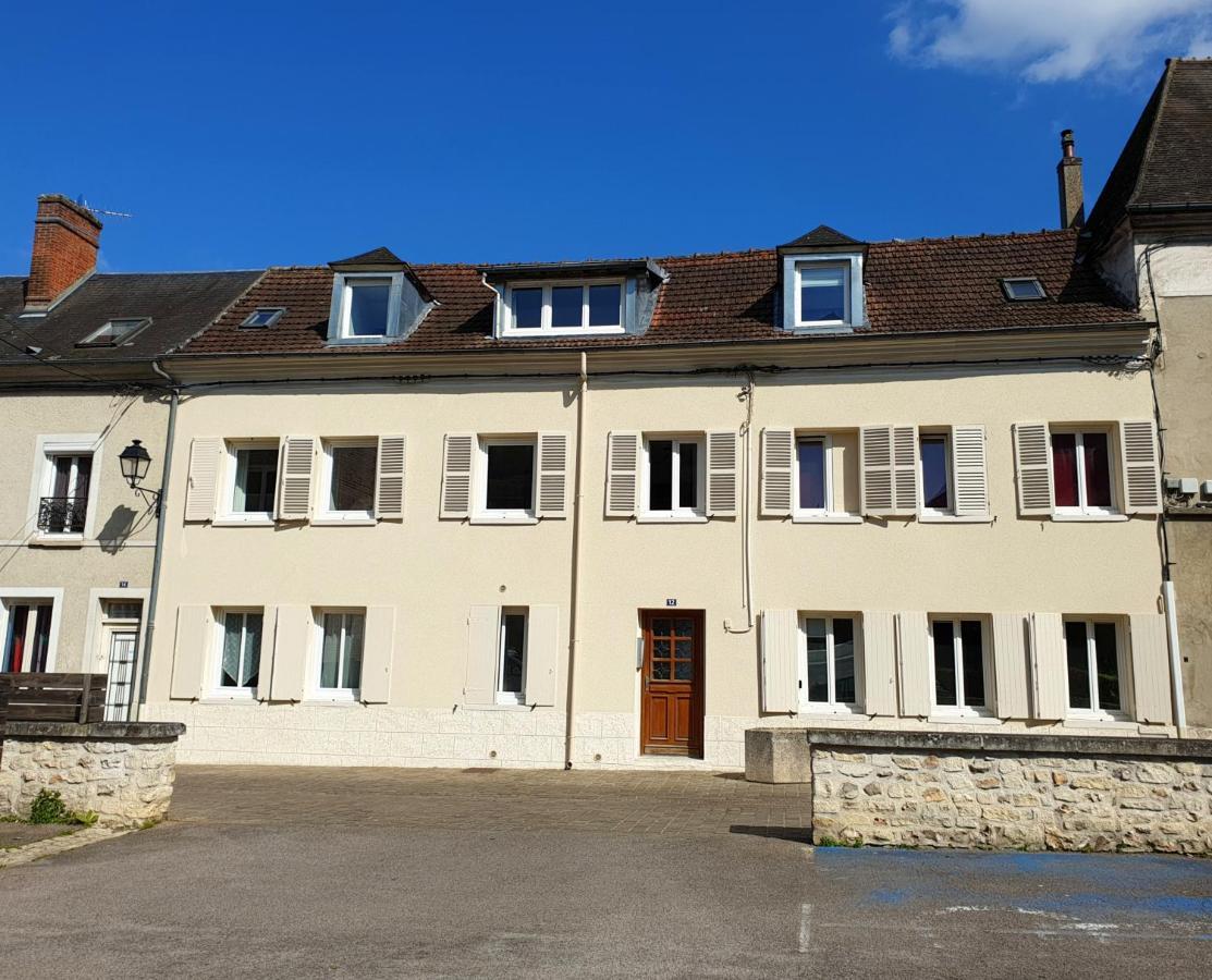 Appartement Avec Terrasse Gaillon Esterno foto