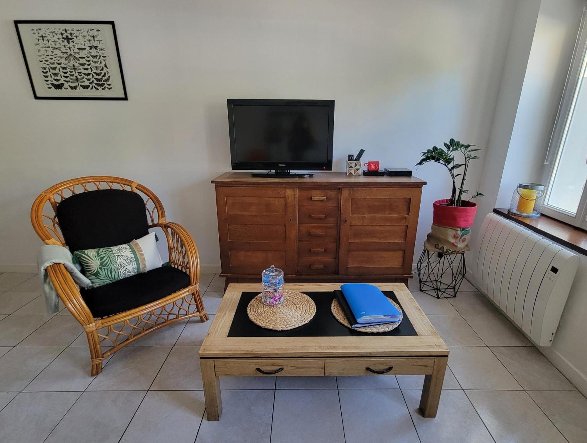 Appartement Avec Terrasse Gaillon Esterno foto