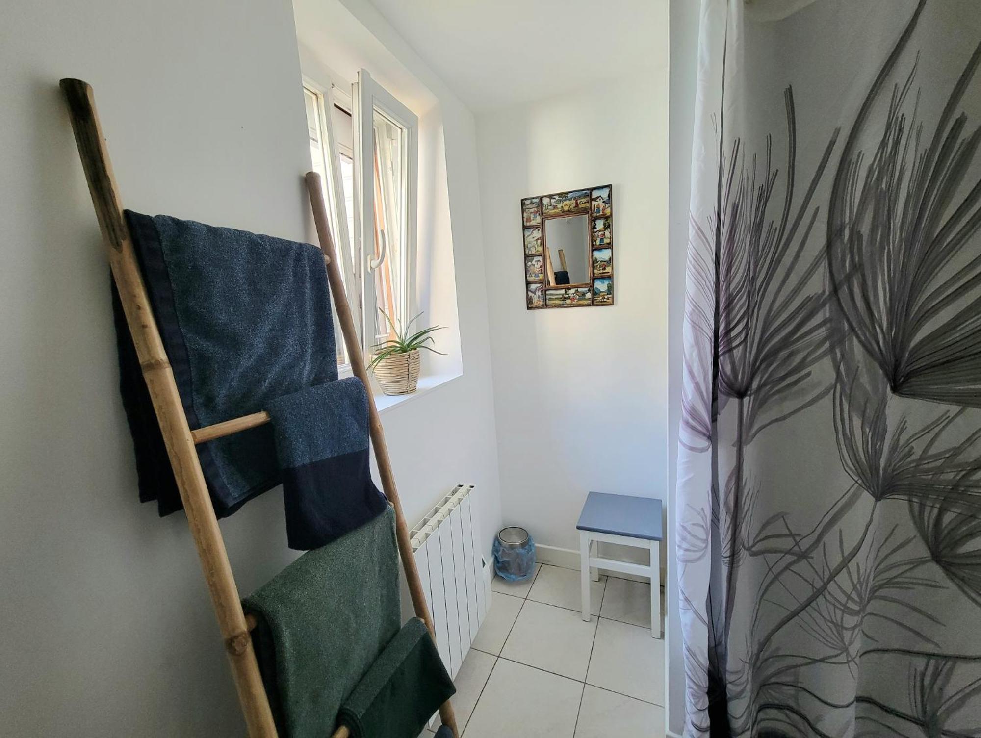 Appartement Avec Terrasse Gaillon Esterno foto