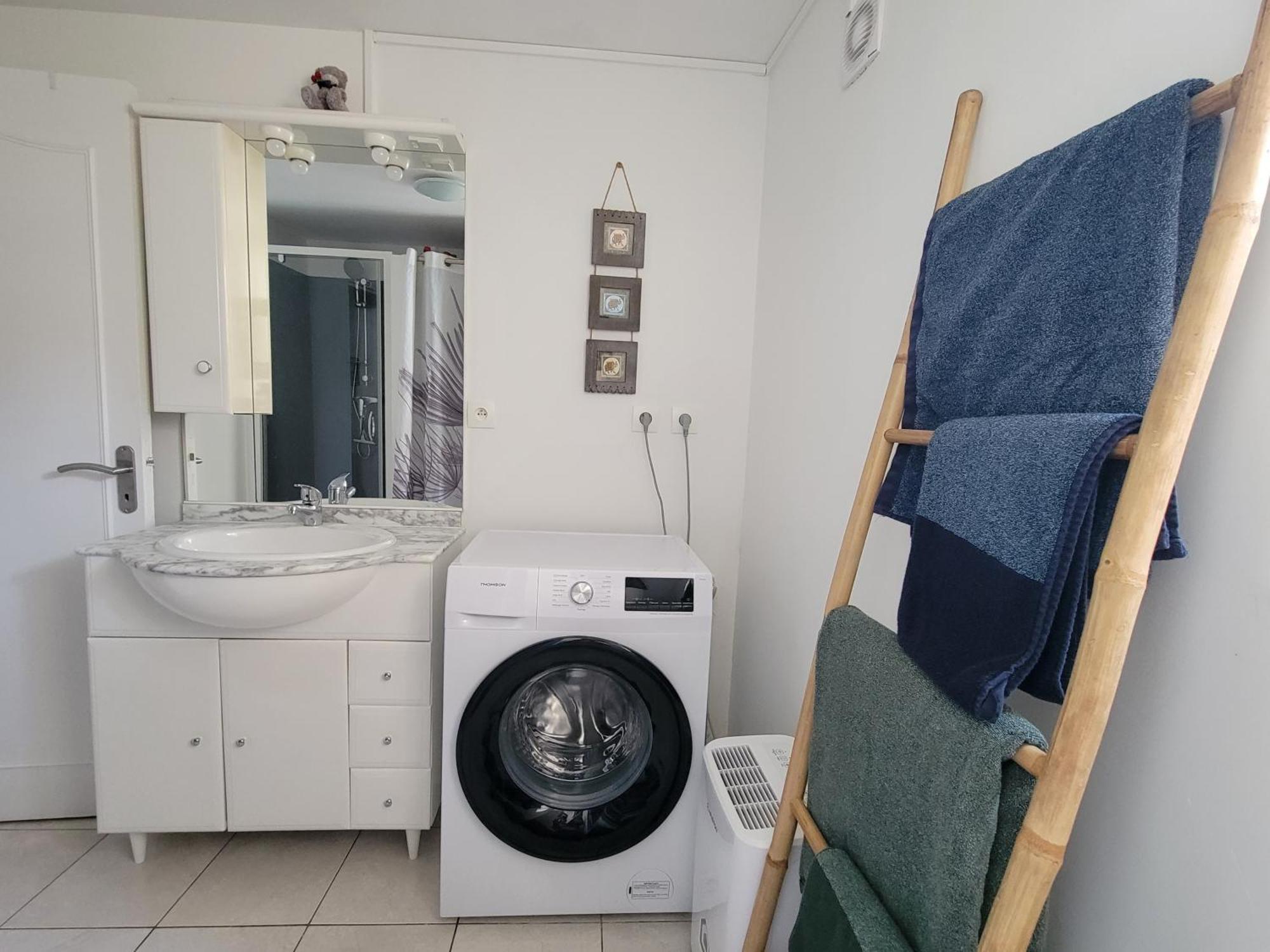 Appartement Avec Terrasse Gaillon Esterno foto